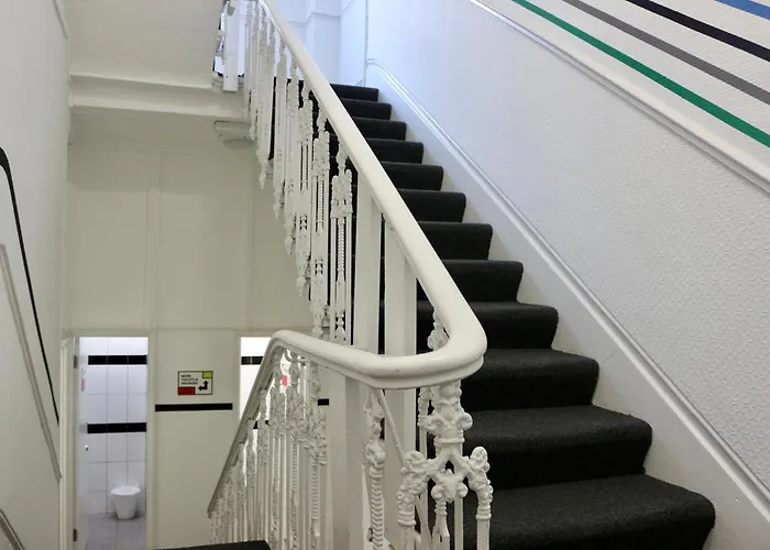 Urbany Hostel London 18-40 Years Old