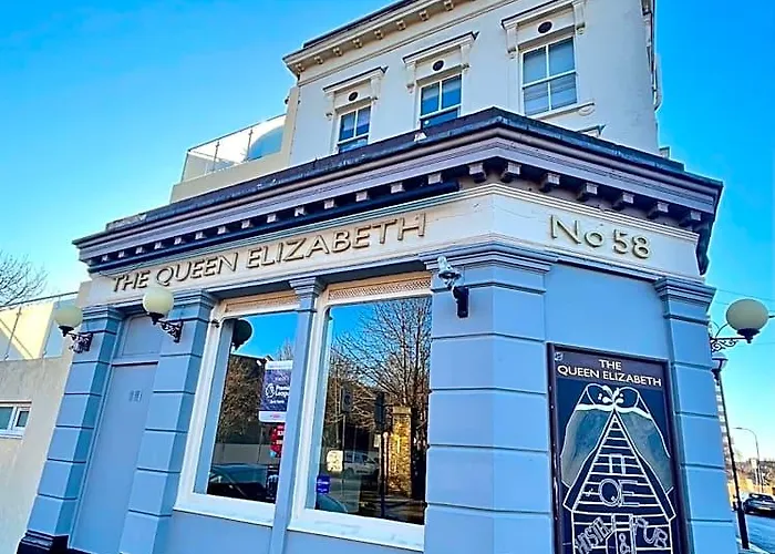 Queen Elizabeth Hostel Londyn